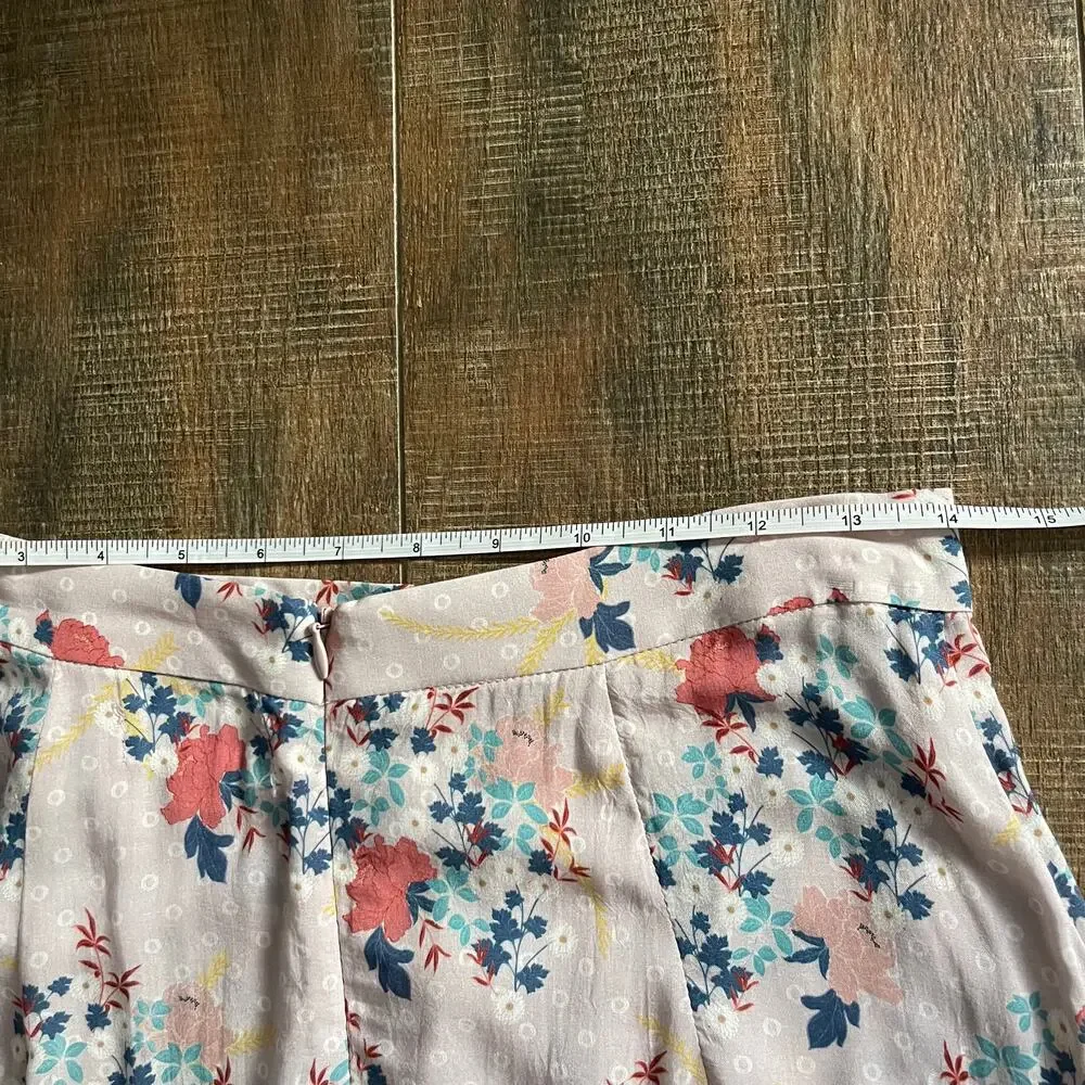 Velvet by Graham & Spencer NWT Women's Floral Skirt Set SIZE MEDIUM